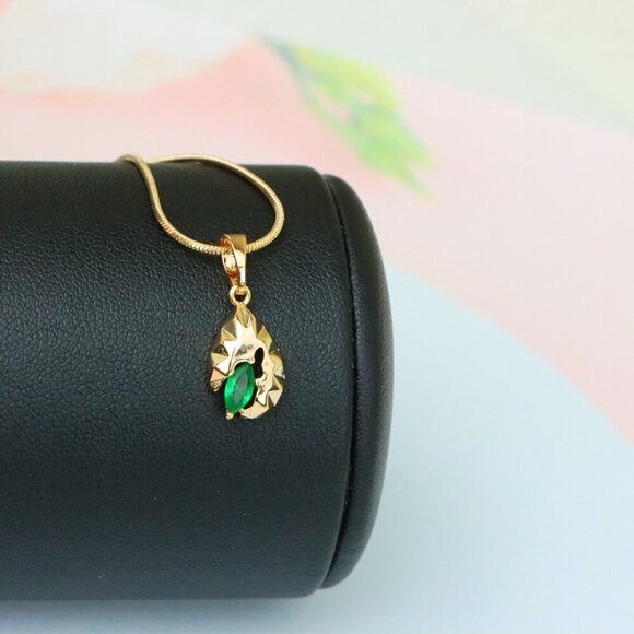 "Teardrop Leaf Pendant with Marquise Green Stone in Gold Finish, XPPT1726 - Picture 4 of 13